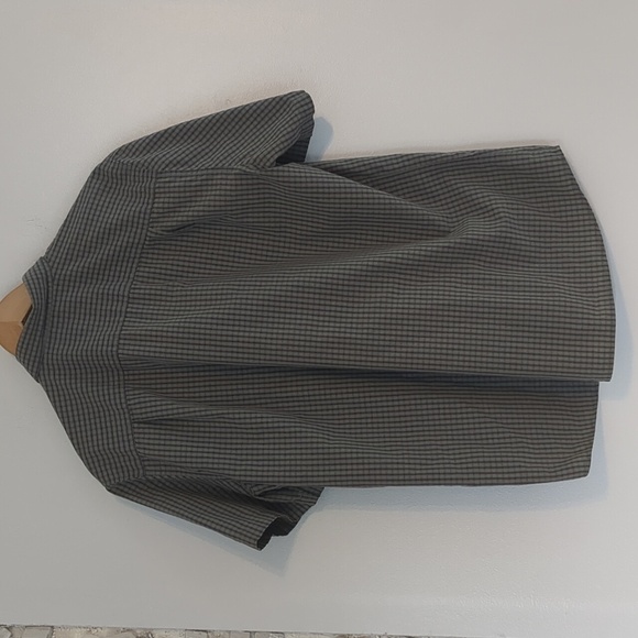 Denver Hayes Shirt Mens SZ Large Gray and Black Striped Button Down Short Sleeve - Picture 3 of 8